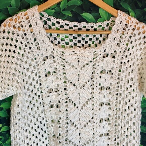 Crotchet style short sleeve white trendy see through top - Picture 2 of 8